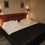 Resort Vesterland Hytter, Og Leikeland