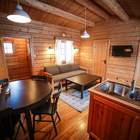 Vesterland Feriepark - Hotel, Cabins And Apartments Sogndal