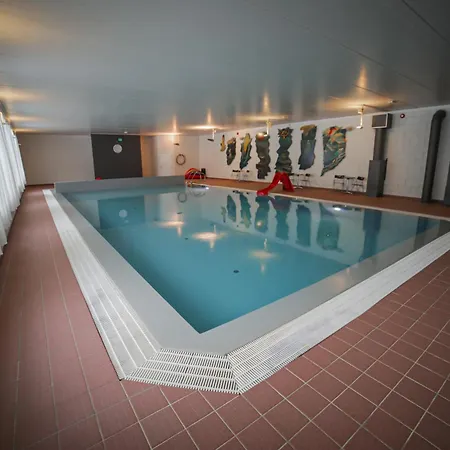 Vesterland Hytter, Og Leikeland Resort Sogndal