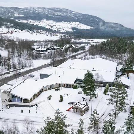 Vesterland Feriepark - Hotel, Cabins And Apartments Sogndal