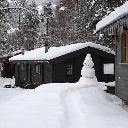 Vesterland Feriepark - Hotel, Cabins And Apartments 3* Sogndal