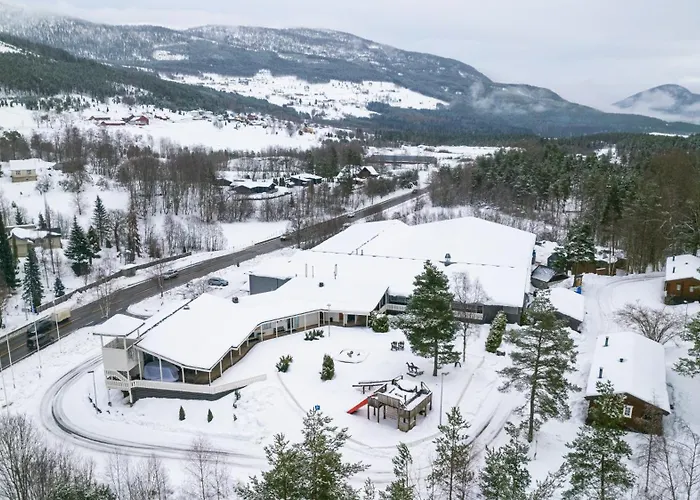Vesterland Hytter, Og Leikeland Sogndal