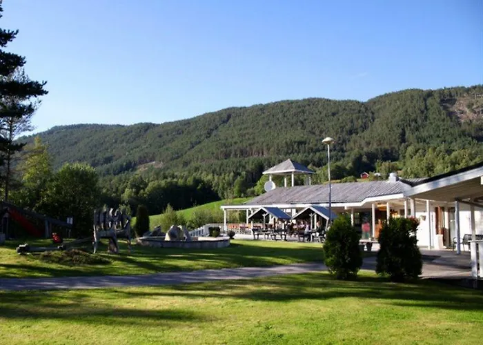 Semesteranläggning (resort) Vesterland Hytter, Og Leikeland 3*