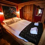 Resort Vesterland Hytter, Og Leikeland
