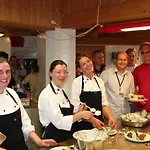 Resort Vesterland Hytter, Og Leikeland Sogndal