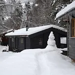 Vesterland Hytter, Og Leikeland 3* Sogndal